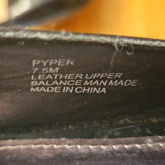 Steve Madden Black Patent Peep Toe Heels - Picture 4 of 4